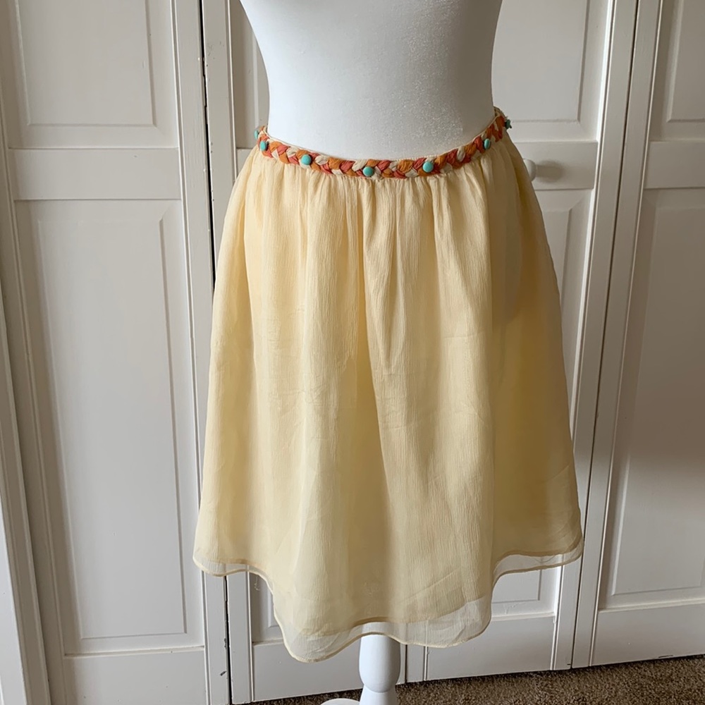 LAUREN MOFFATT SILK SKIRT WITH PRETTY WAIST TRIM - SIZE 2